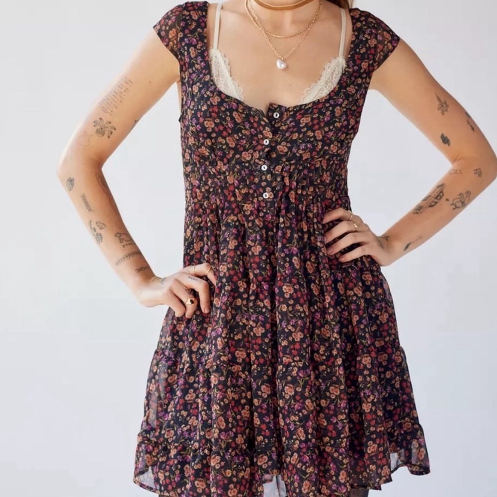 Urban Outfitters Justine Lace-Up Backless
Mini Dress